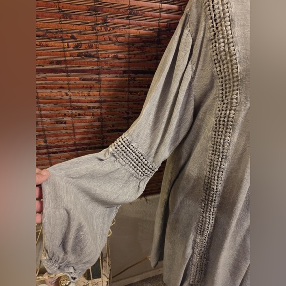 Gray Long Sleeve Tunic Top - Picture 4 of 5